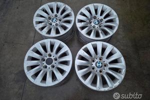 Cerchi In Lega Da 16" Per Bmw Serie 3 E90 2010