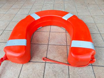 Salvagente anulare nuovo a ferro di cavallo