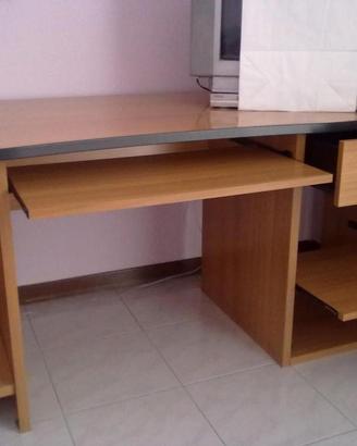 Grande scrivania,porta tastiera,pc,stampante,legno