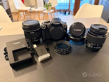 Kit fotografico Canon EOS 2000D completo