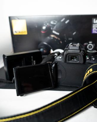 Nikon D5100 + 18-55mm