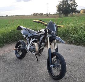 husqvarna sm125 nero