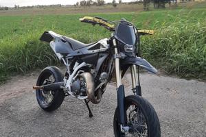 husqvarna sm125 nero
