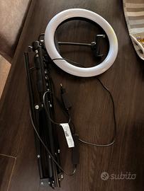 Ring light