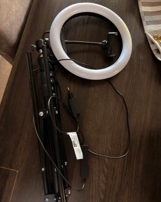 Ring light