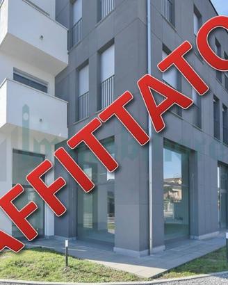 Immobile di 110 m² con 1 locale a Meda