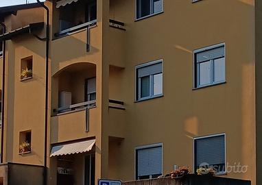 Grande quadrilocale biservizi box