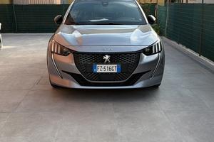 PEUGEOT 208 GT-LINE