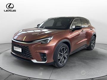 Lexus LBX Hybrid Cool