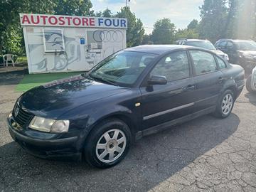 VOLKSWAGEN PASSAT 1.9 TDI 110 CV 81 KW-1999