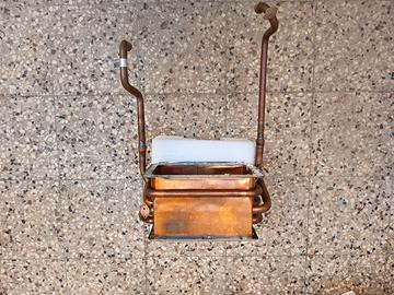 Scambiatore in rame bucato di un scaldacqua