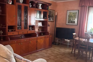 appartamento 5 vani 2 bagni box e cantina