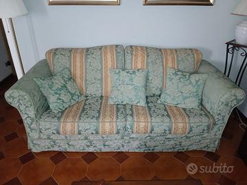 Divani in coppia
