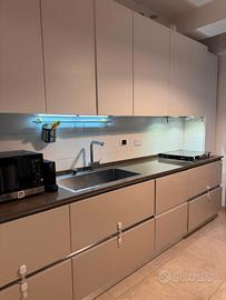 Cucina completa Lube modello Brava. Roma