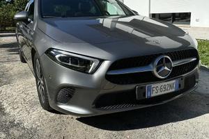 Mercedes-Benz A 180 Premium auto
