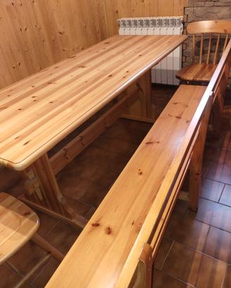 Arredamento taverna.