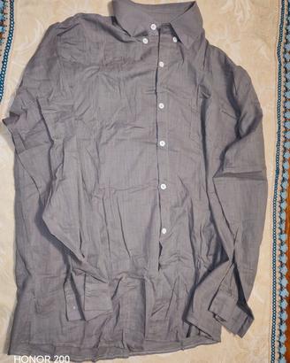 pantaloni decathlon quechua e 6 camice da lavoro