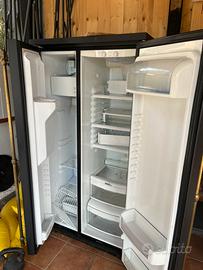 Frigorifero 2 ante guasto con mobile metallo