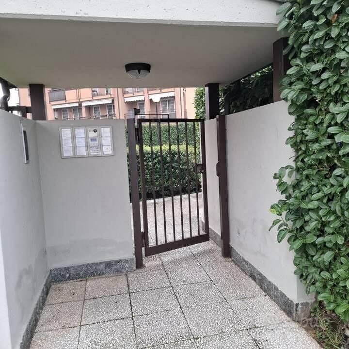 Immobile in asta di 95 m² con 3 locali e box auto - Vista 2
