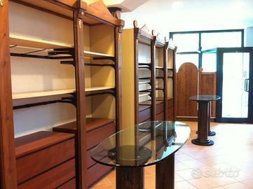 arredamento negozio