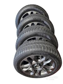 Cerchi e gomme 15" fiat 500