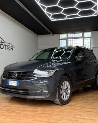Volkswagen Tiguan 2.0 TDI 150 CV SCR DSG R-Line