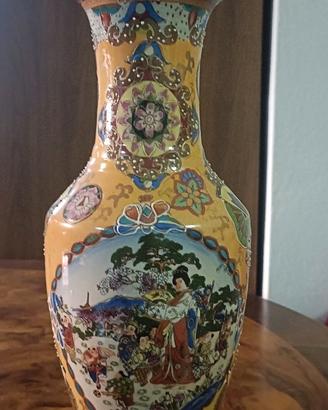 Elegante vaso in ceramica stile Satsuma – Decorazi