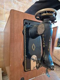 macchina da cucire SINGER vintage 