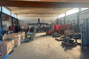 Immobile di 900 m² a Cremosano