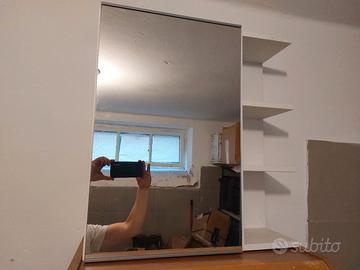 Mobiletto bagno IKEA con luce a led