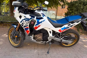 Africa twin 1100adventure sport dct