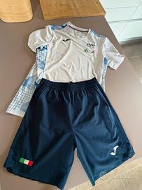 Stock abbigliamento / tuta / scarpe Tennis