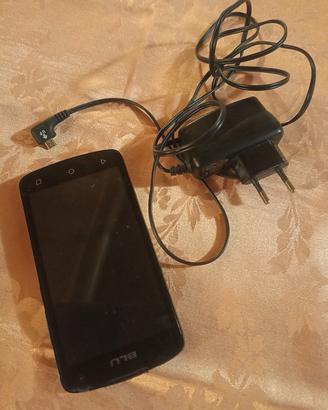 Smartphone Blu non funzionante.