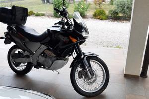aprilia pegaso 650