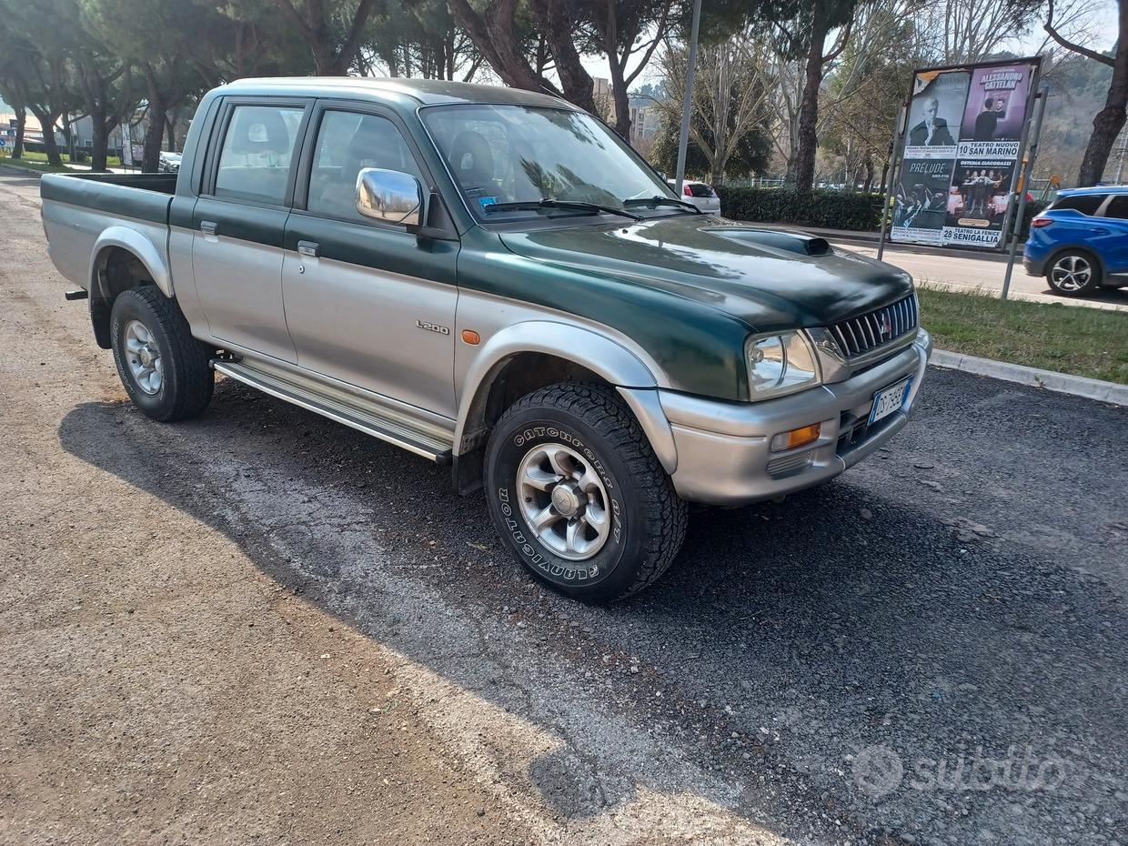 MITSUBISHI L200