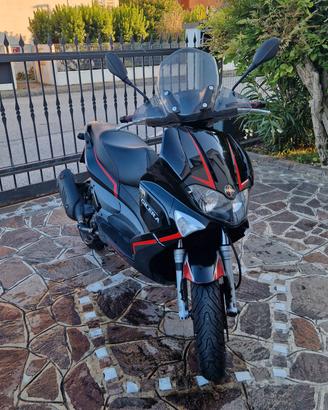 Scooter Gilera Runner 125 st