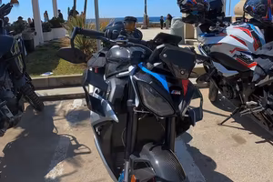 Bmw m 1000 r competition