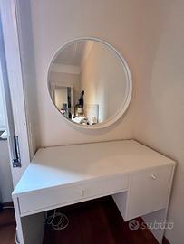 Toeletta  + Specchio IKEA