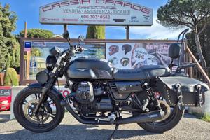 Moto Guzzi V7 III Stone Night Pack
