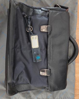 Borsa da lavoro  PIQUADRO originale.