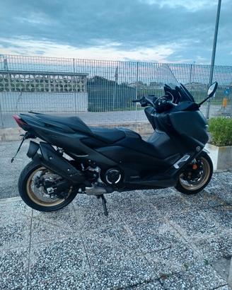 Yamaha tmax 560 tech max