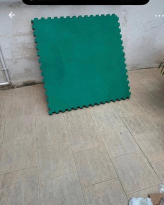 Puzzle tappeto per i bambini 