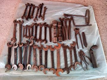 Chiavi attrezzature antiche