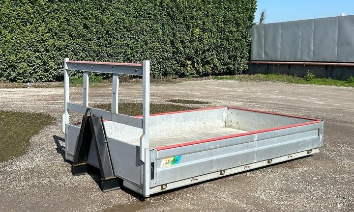 CONTAINER USATO SCARRABILE A PIANALE