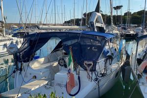Beneteau 351 pronta alla boa