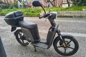 scooter elettrico Askoll eS3