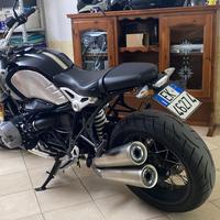 BMW R-Nine T