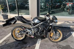 Triumph Street Triple 675 R