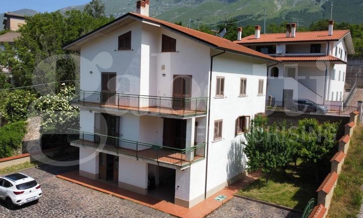 Villa singola L'Aquila [am3VRG]