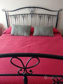 Struttura letto matrimoniale